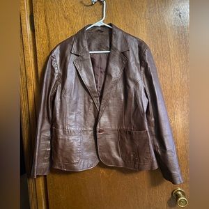 Women’s Brown Jacket

Good Condition